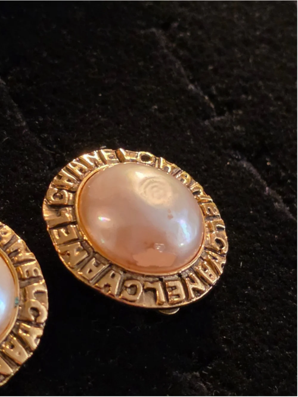 Chanel 24K Gold Plated Spell Out Pearl Clip Earrings 1983 - Picture 4 of 7